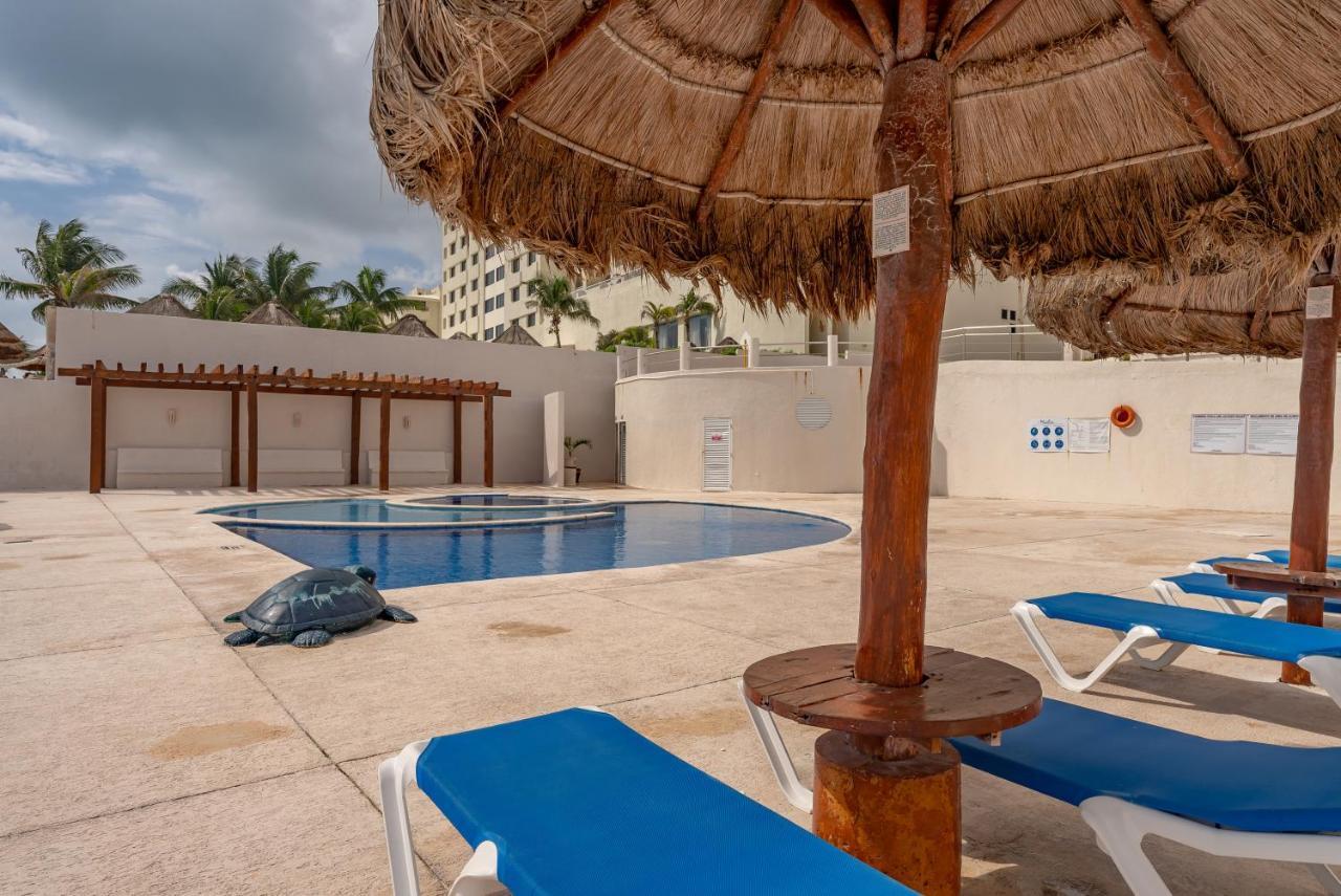 Sparkling Ocean View In Cancún Kültér fotó