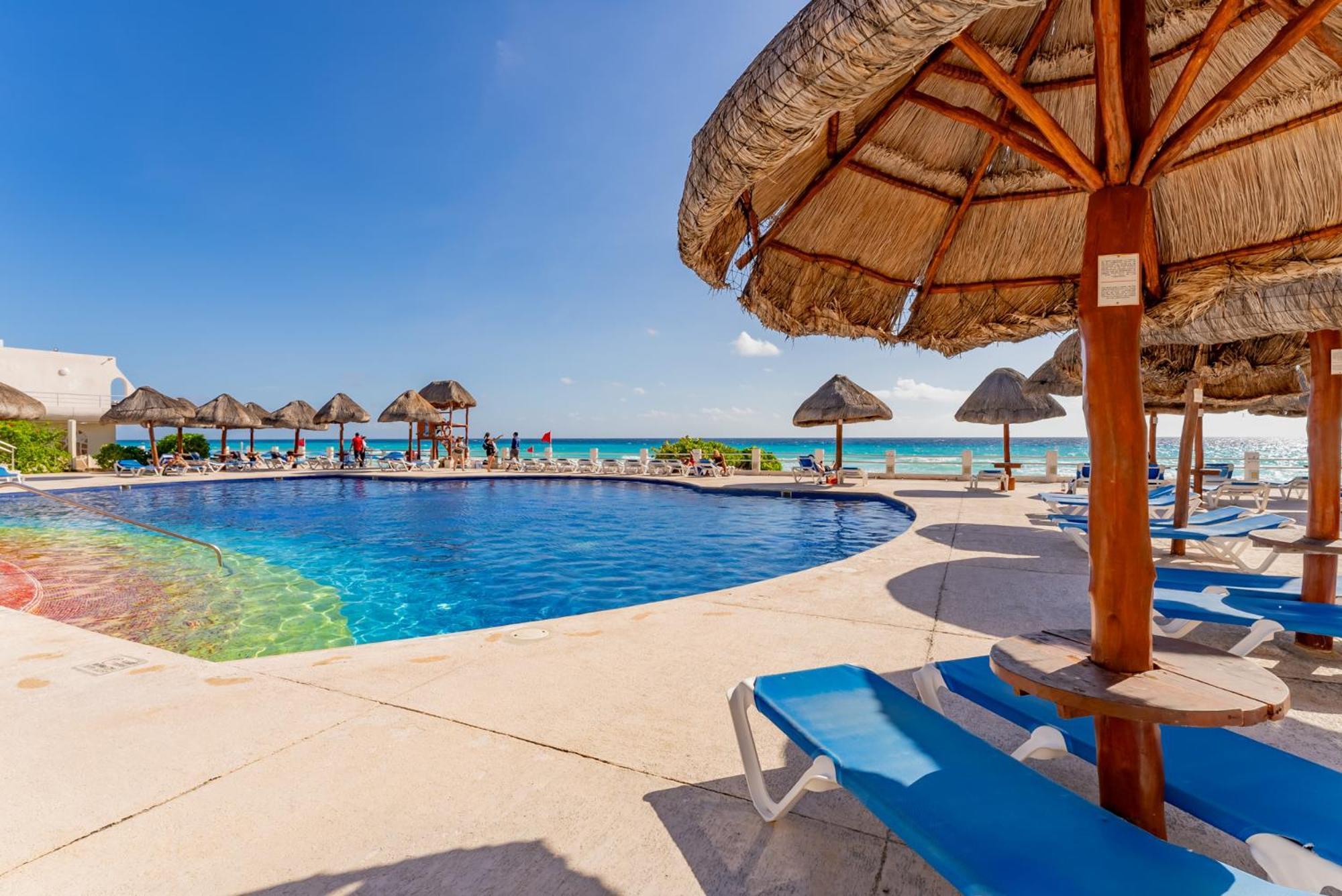 Sparkling Ocean View In Cancún Kültér fotó